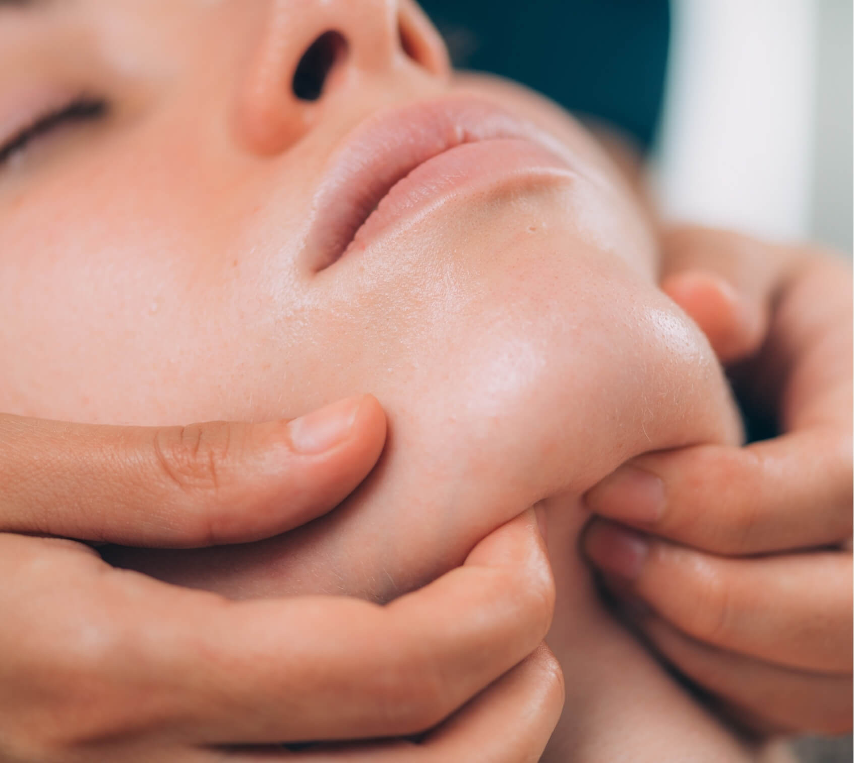 Jaw Dysfunction Pain Physical Therapy Headache Close Up Woman
